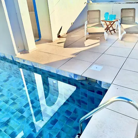 Serna Apartment