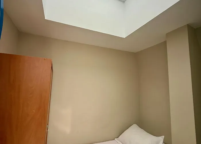 Serna Apartment *