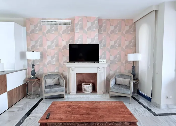 Serna Apartment *